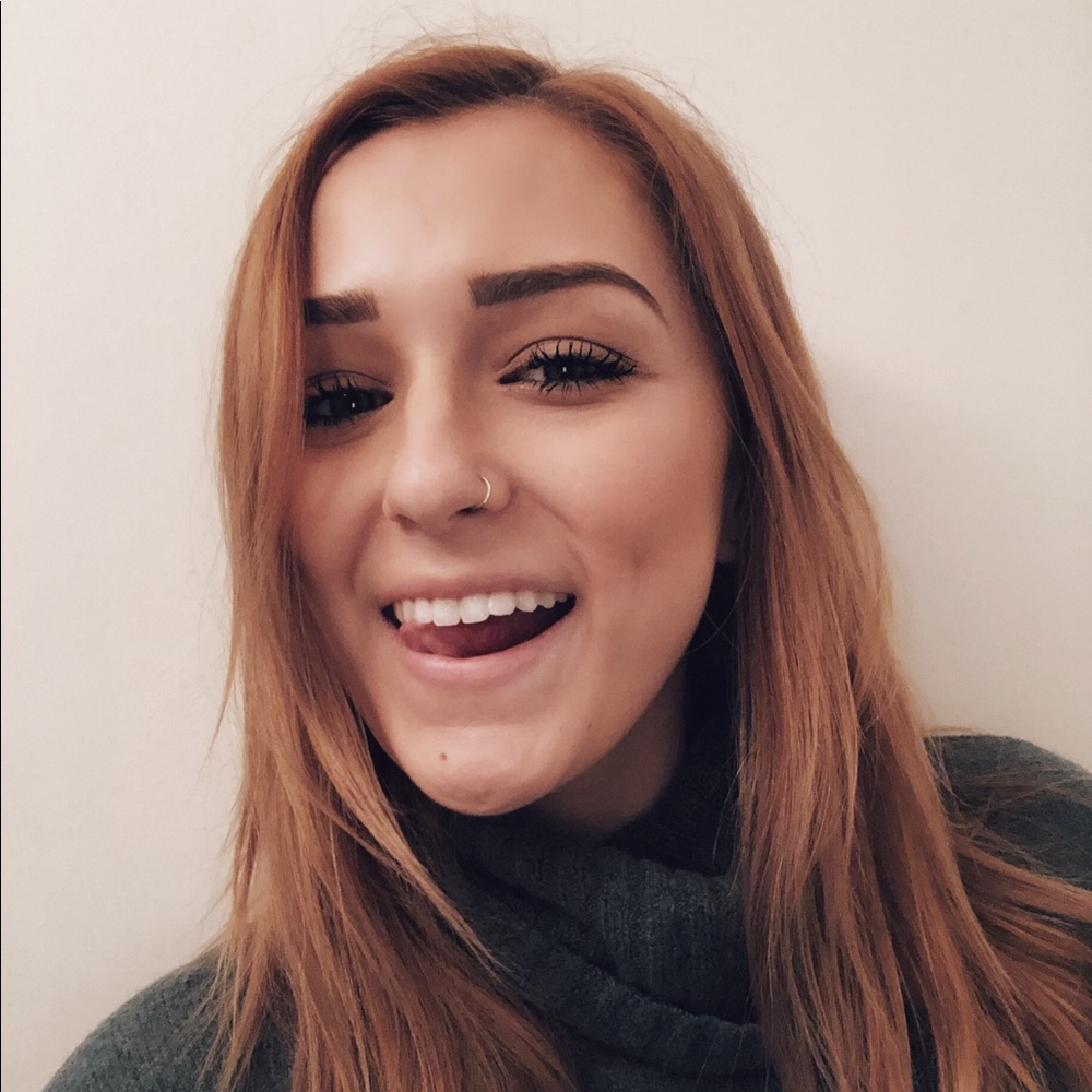 Meet your Posher, Nicole